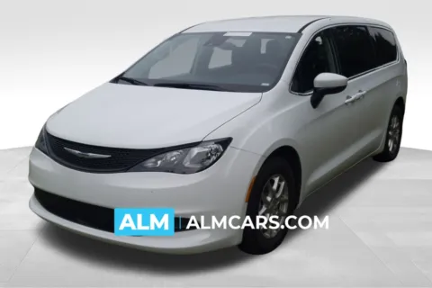 White 2023 Chrysler Voyager LX for sale in Lumberton, NC