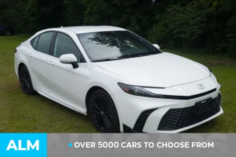 Another view of 2025 Toyota Camry SE for sale in Lumberton, NC at ALM Hyundai Lumberton