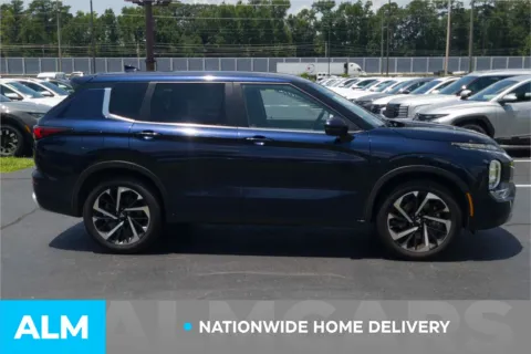 More photos of 2024 Mitsubishi Outlander SE at ALM Hyundai Lumberton, NC