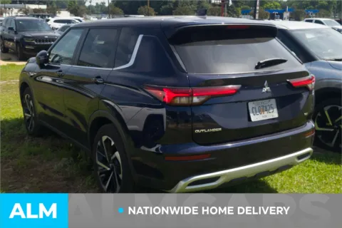 More photos of 2024 Mitsubishi Outlander SE at ALM Hyundai Lumberton, NC