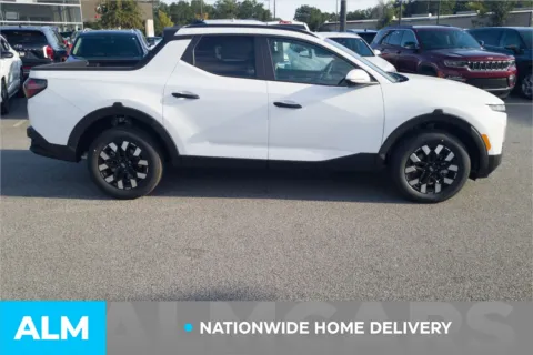 More photos of 2026 Hyundai Santa Cruz SEL at ALM Hyundai Lumberton, NC