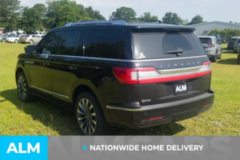 More photos of 2021 Lincoln Navigator Reserve at ALM Hyundai Lumberton, NC