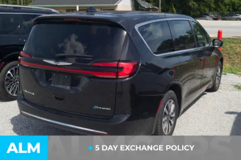More photos of 2023 Chrysler Pacifica Hybrid Touring L at ALM Hyundai Lumberton, NC