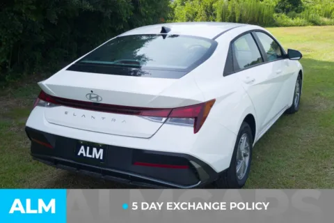 More photos of 2026 Hyundai Elantra SE at ALM Hyundai Lumberton, NC