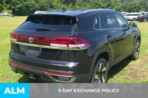 Another view of 2024 Volkswagen Atlas Cross Sport 2.0T SE w/Technology for sale in Lumberton, NC at ALM Hyundai Lumberton