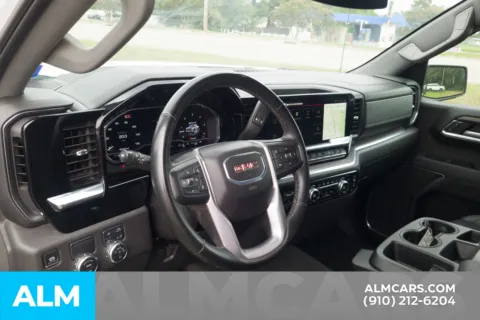 More photos of 2025 GMC Sierra 1500 SLT at ALM Hyundai Lumberton, NC