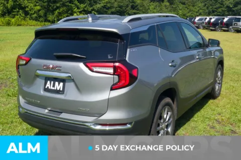 Another view of 2024 GMC Terrain SLT for sale in Lumberton, NC at ALM Hyundai Lumberton