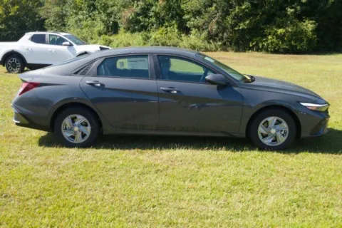 More photos of 2026 Hyundai Elantra SE at ALM Hyundai Lumberton, NC