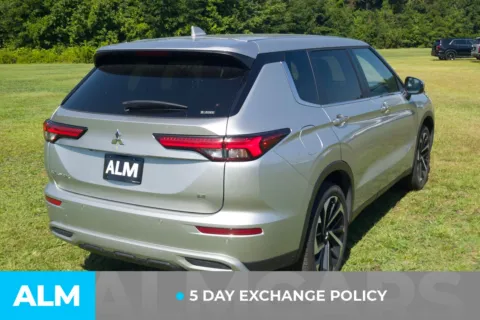 Another view of 2024 Mitsubishi Outlander SE for sale in Lumberton, NC at ALM Hyundai Lumberton
