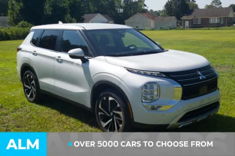Another view of 2024 Mitsubishi Outlander SE for sale in Lumberton, NC at ALM Hyundai Lumberton