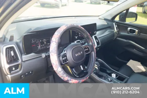 More photos of 2023 Kia Sorento S at ALM Hyundai Lumberton, NC