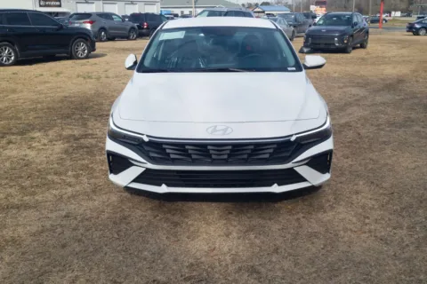 Another view of 2026 Hyundai Elantra SE for sale in Lumberton, NC at ALM Hyundai Lumberton