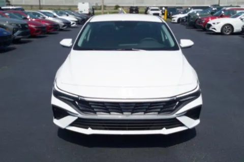 Another view of 2026 Hyundai Elantra SE for sale in Lumberton, NC at ALM Hyundai Lumberton
