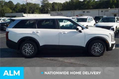 More photos of 2026 Hyundai Palisade SE at ALM Hyundai Lumberton, NC