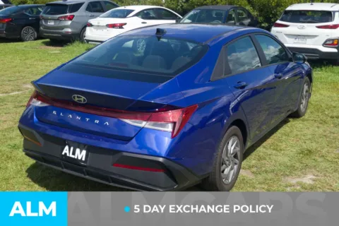 Another view of 2024 Hyundai Elantra SEL for sale in Lumberton, NC at ALM Hyundai Lumberton