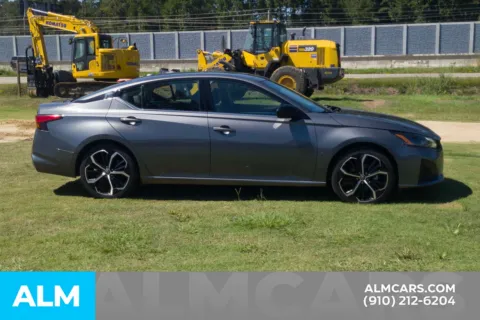 More photos of 2024 Nissan Altima 2.5 SR at ALM Hyundai Lumberton, NC