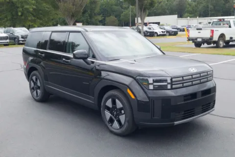 More photos of 2026 Hyundai Santa Fe Hybrid SE at ALM Hyundai Lumberton, NC