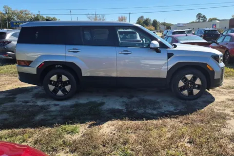 More photos of 2026 Hyundai Santa Fe Hybrid SE at ALM Hyundai Lumberton, NC