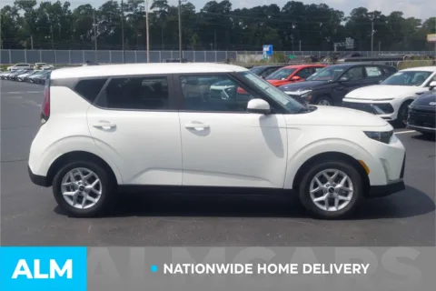 More photos of 2025 Kia Soul LX at ALM Hyundai Lumberton, NC
