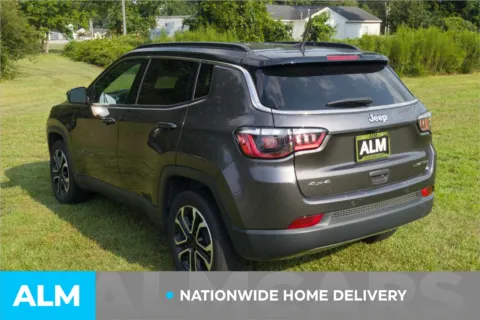 More photos of 2024 Jeep Compass Limited at ALM Hyundai Lumberton, NC