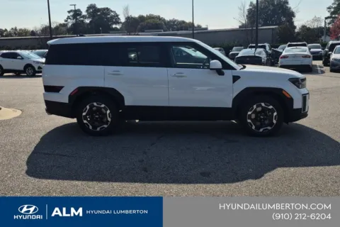 More photos of 2027 Hyundai Santa Fe SE at ALM Hyundai Lumberton, NC