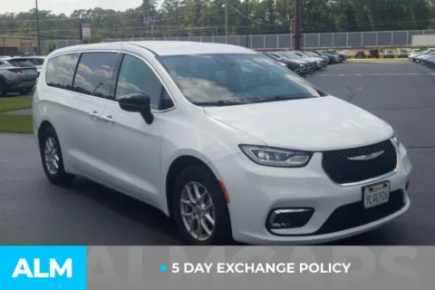 Another view of 2024 Chrysler Pacifica Touring L for sale in Lumberton, NC at ALM Hyundai Lumberton