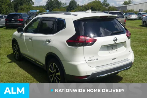 More photos of 2020 Nissan Rogue SL at ALM Hyundai Lumberton, NC