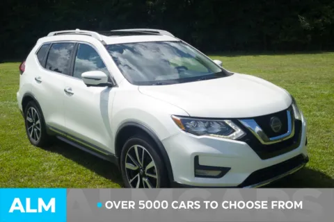 Photos of 2020 Nissan Rogue SL for sale in Lumberton, NC at ALM Hyundai Lumberton