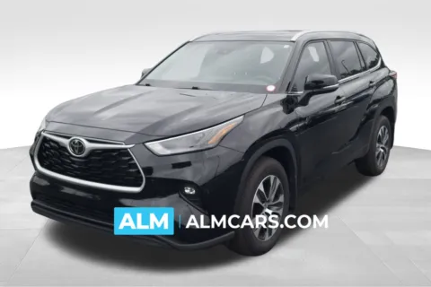 Black 2026 Toyota Highlander XLE for sale in Lumberton, NC