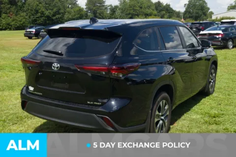Another view of 2026 Toyota Highlander XLE for sale in Lumberton, NC at ALM Hyundai Lumberton