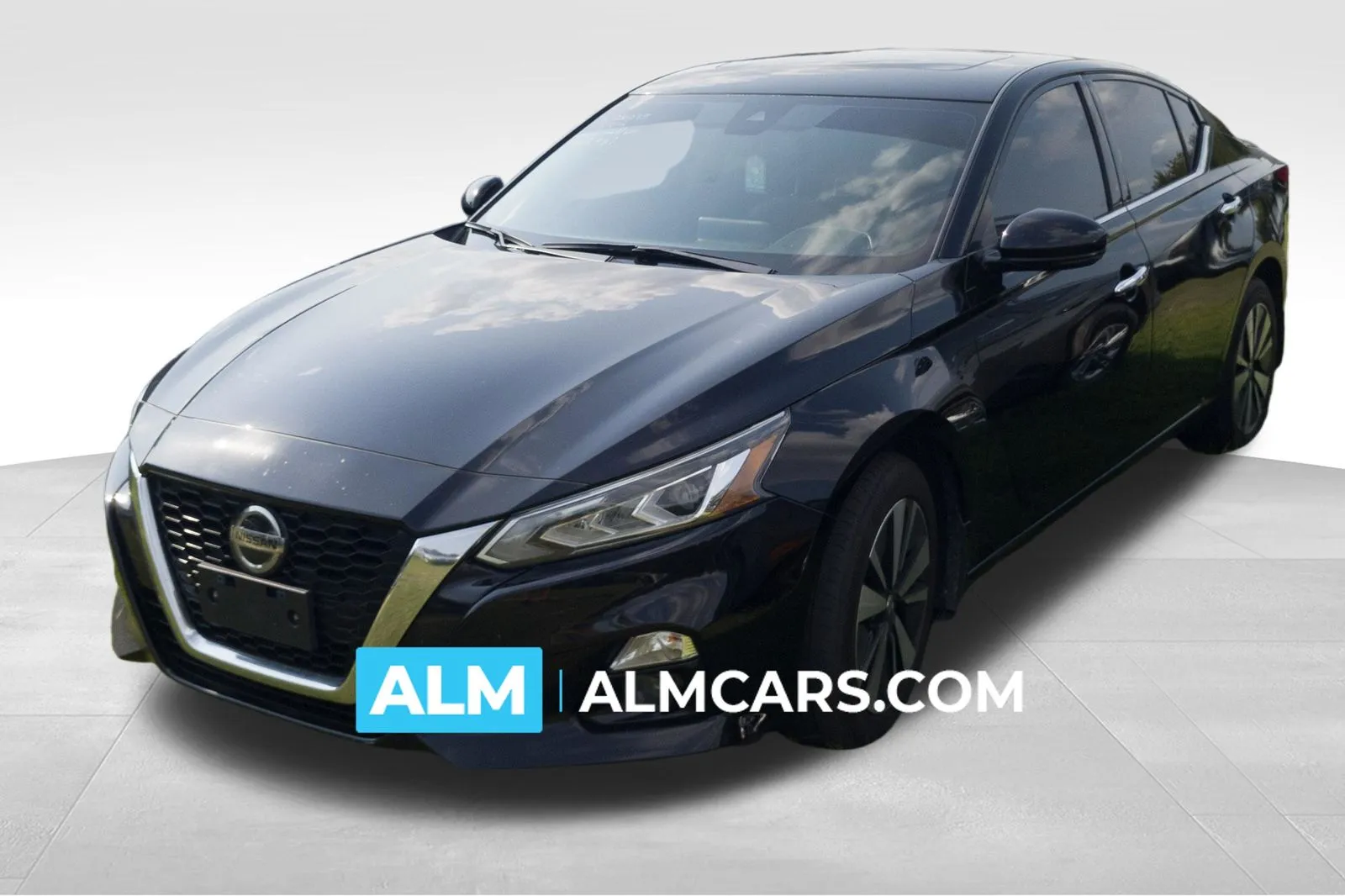 Used 2019 Nissan Altima SV with VIN 1N4BL4DW7KC230275 for sale in Lumberton, NC