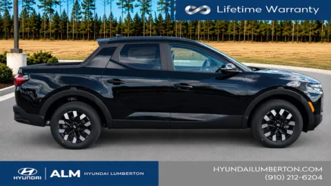 More photos of 2026 Hyundai Santa Cruz SE at ALM Hyundai Lumberton, NC