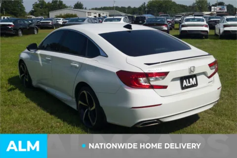 More photos of 2022 Honda Accord Sport at ALM Hyundai Lumberton, NC