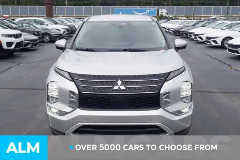 Photos of 2024 Mitsubishi Outlander SE for sale in Lumberton, NC at ALM Hyundai Lumberton