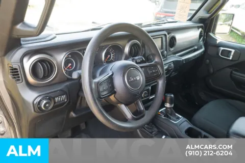 More photos of 2020 Jeep Wrangler Unlimited Sport at ALM Hyundai Lumberton, NC
