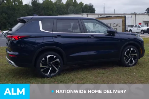 More photos of 2024 Mitsubishi Outlander SE at ALM Hyundai Lumberton, NC