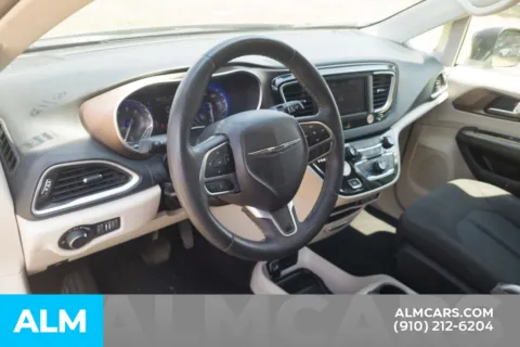 More photos of 2022 Chrysler Voyager LX at ALM Hyundai Lumberton, NC