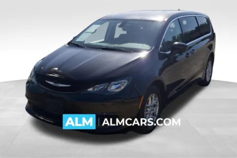 Black 2022 Chrysler Voyager LX for sale in Lumberton, NC