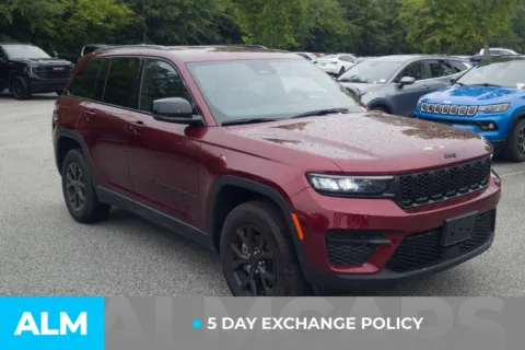Another view of 2025 Jeep Grand Cherokee Altitude for sale in Lumberton, NC at ALM Hyundai Lumberton