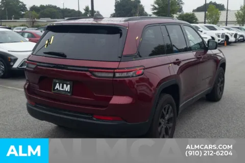 More photos of 2025 Jeep Grand Cherokee Altitude at ALM Hyundai Lumberton, NC