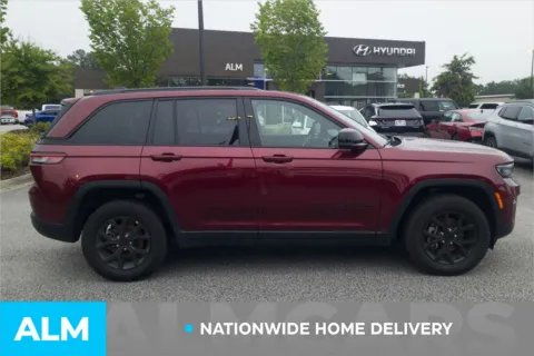 More photos of 2025 Jeep Grand Cherokee Altitude at ALM Hyundai Lumberton, NC