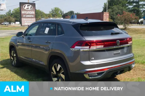 More photos of 2025 Volkswagen Atlas Cross Sport 2.0T SE w/Technology at ALM Hyundai Lumberton, NC