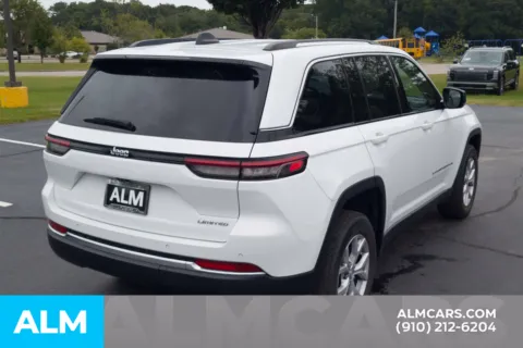 More photos of 2022 Jeep Grand Cherokee Limited at ALM Hyundai Lumberton, NC