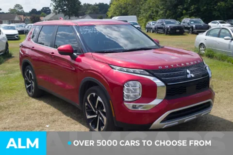 Photos of 2023 Mitsubishi Outlander SE for sale in Lumberton, NC at ALM Hyundai Lumberton