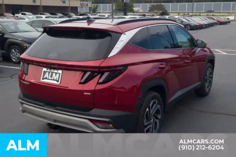 More photos of 2025 Hyundai Tucson Limited at ALM Hyundai Lumberton, NC
