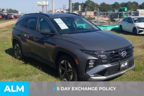 Another view of 2025 Hyundai Tucson SEL for sale in Lumberton, NC at ALM Hyundai Lumberton