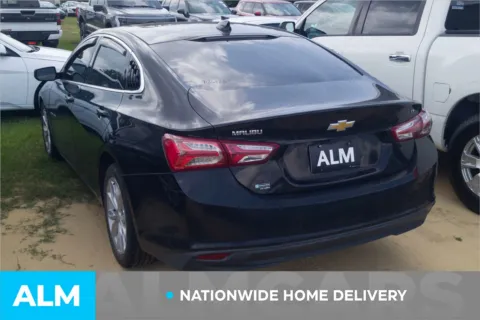 More photos of 2022 Chevrolet Malibu LT at ALM Hyundai Lumberton, NC