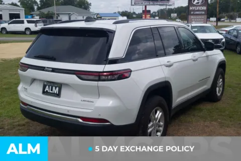 Another view of 2023 Jeep Grand Cherokee Laredo for sale in Lumberton, NC at ALM Hyundai Lumberton