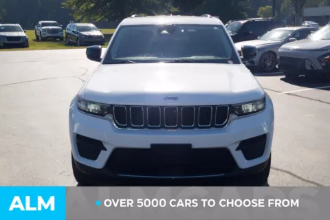 Photos of 2023 Jeep Grand Cherokee Laredo for sale in Lumberton, NC at ALM Hyundai Lumberton