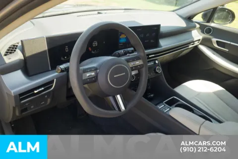 More photos of 2024 Hyundai Sonata SEL at ALM Hyundai Lumberton, NC